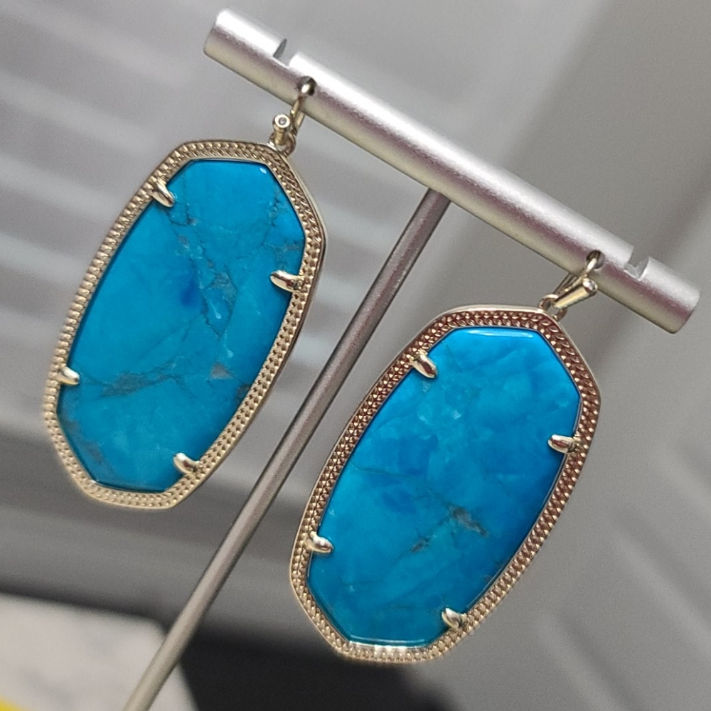 Kendra Scott Danielle Earrings in Turquoise NWOT - Picture 11 of 12